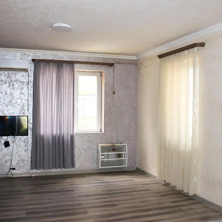 יירבאן Holiday Home On Aygestan 11 חדר תמונה