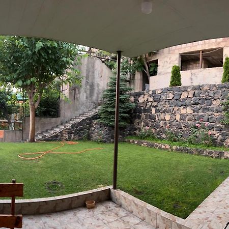 יירבאן Holiday Home On Aygestan 11 מראה חיצוני תמונה
