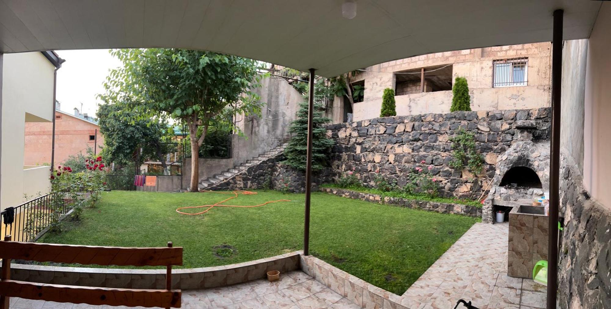 יירבאן Holiday Home On Aygestan 11 מראה חיצוני תמונה