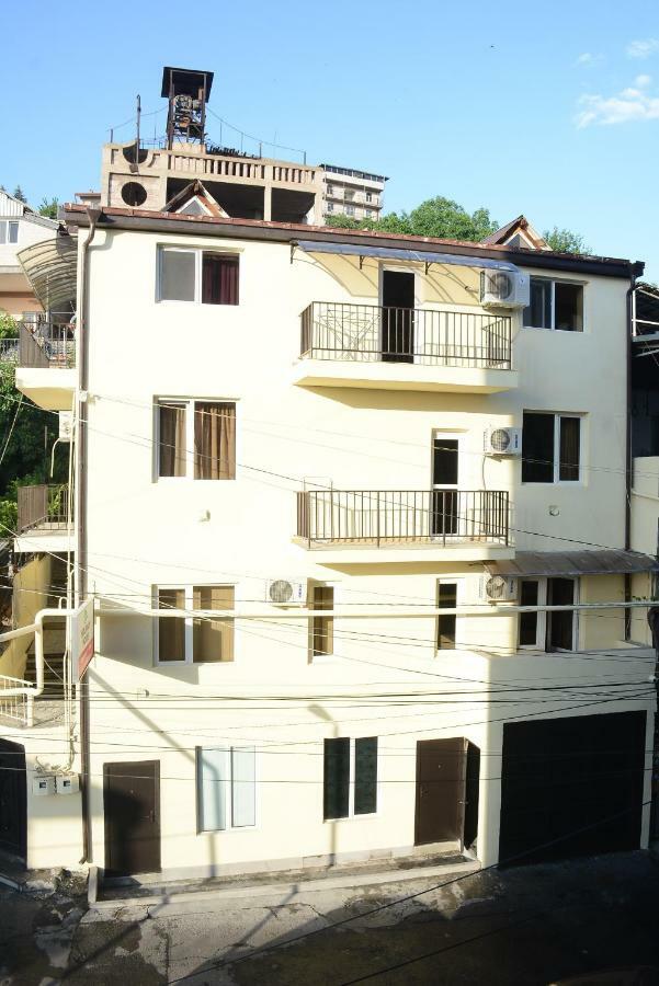 יירבאן Holiday Home On Aygestan 11 מראה חיצוני תמונה