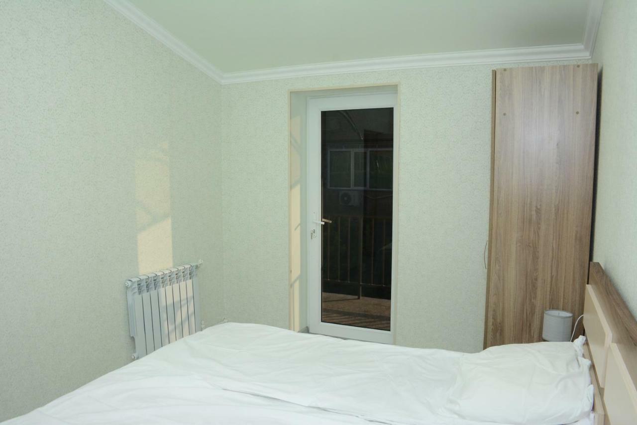 יירבאן Holiday Home On Aygestan 11 מראה חיצוני תמונה